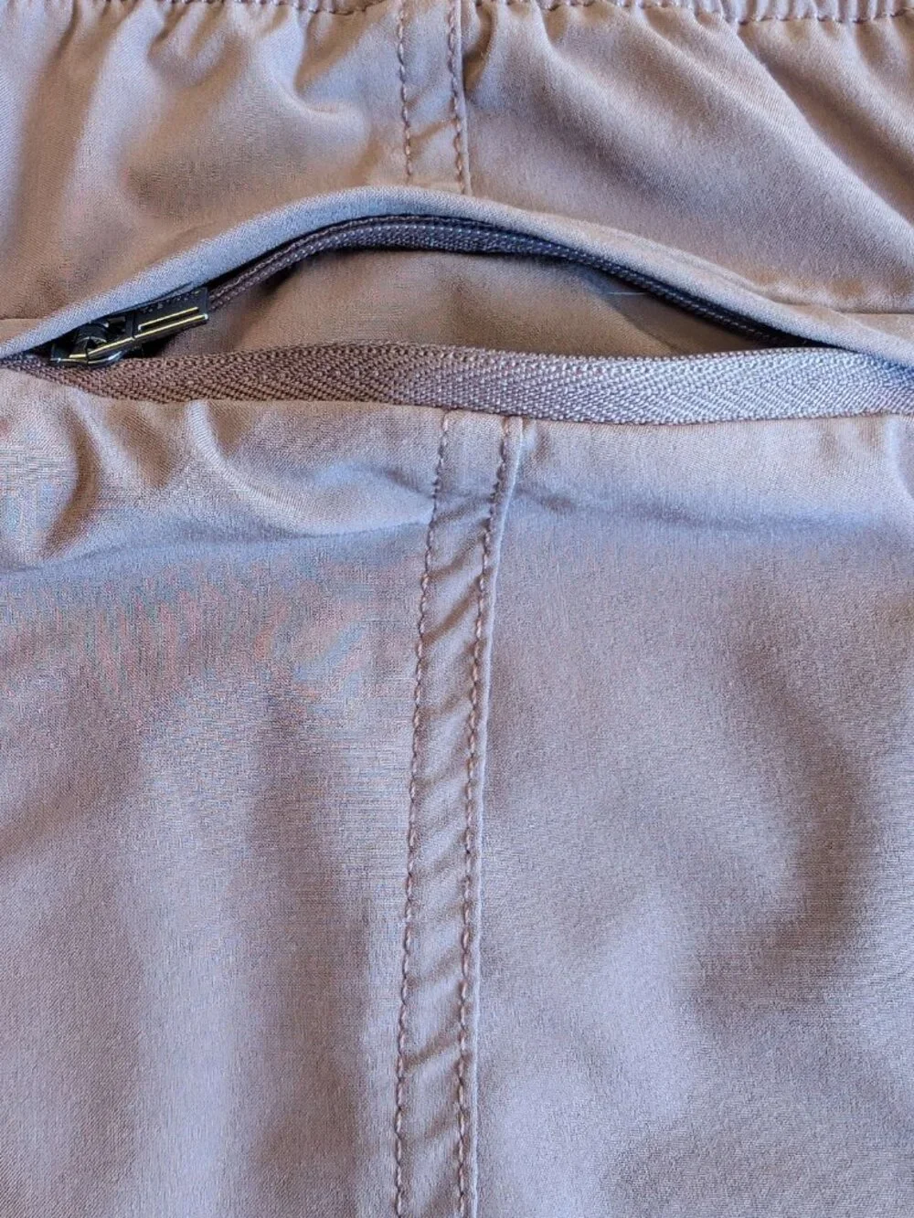 EUC Athleta Chelsea Utility Jogger Mineral Brown Sz 8, Pockets Hiking  Outdoors